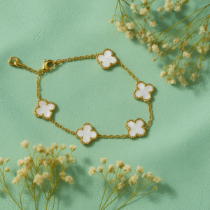 Gold Clover Pearl Bracelet