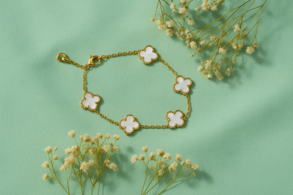 Gold Clover Pearl Bracelet